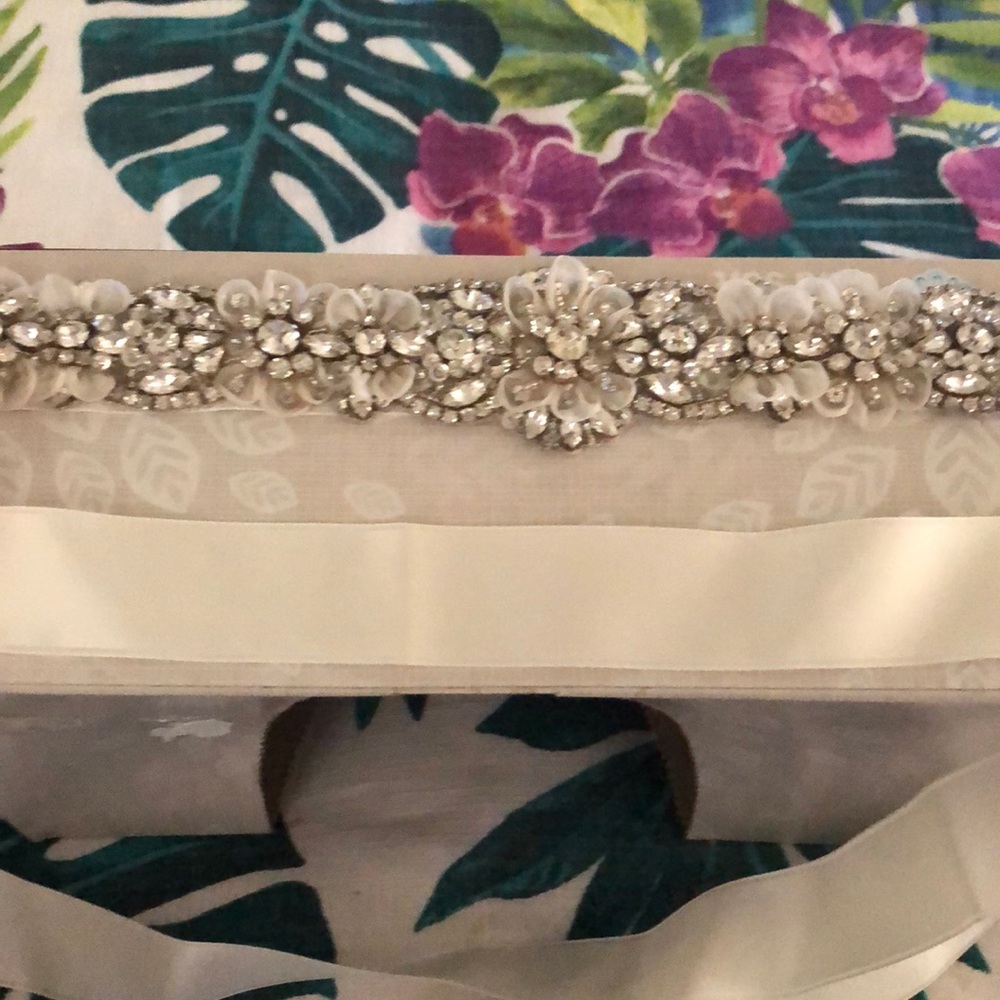 Bridal sash.. gorgeous with ivory ribbon